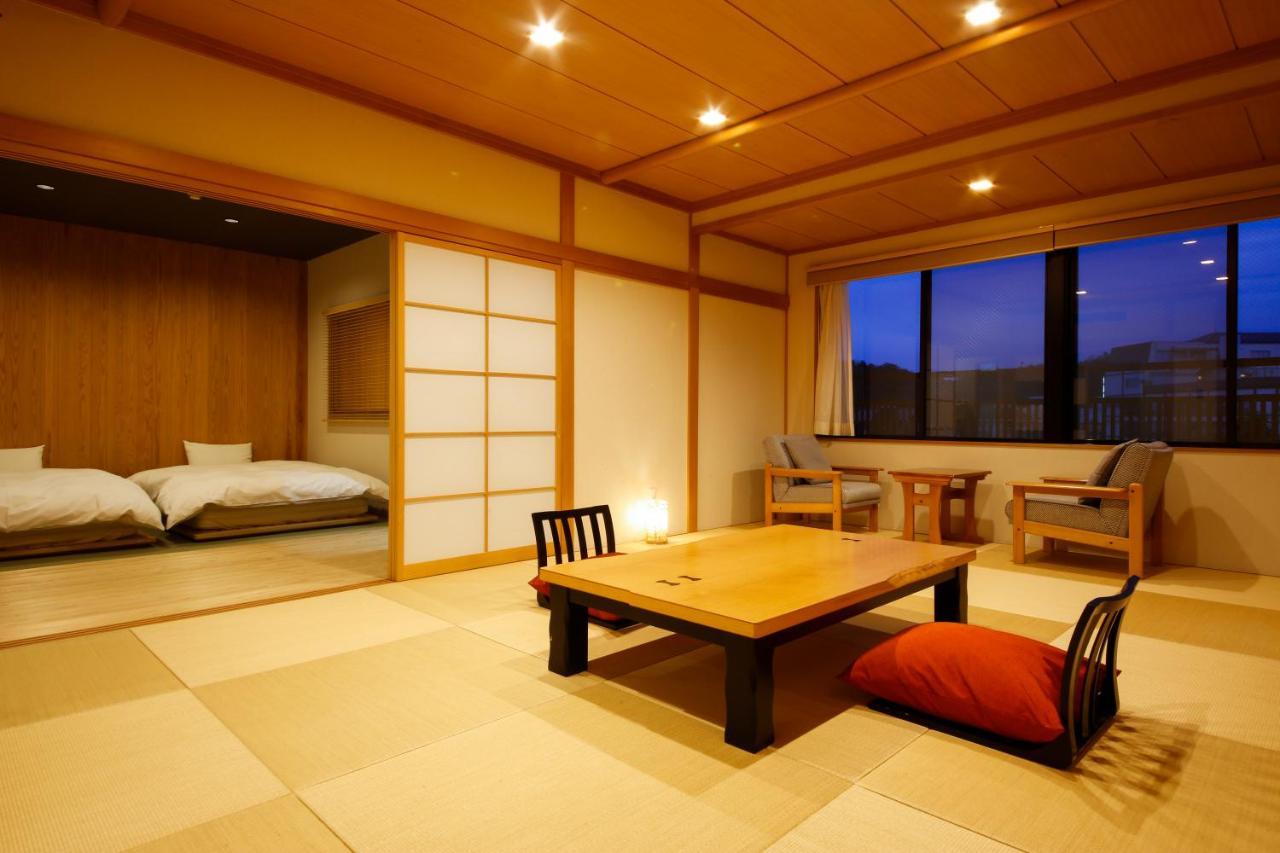 Hokuriku Yamashiro Onsen Hotel Kikyou Kaga  Exterior photo